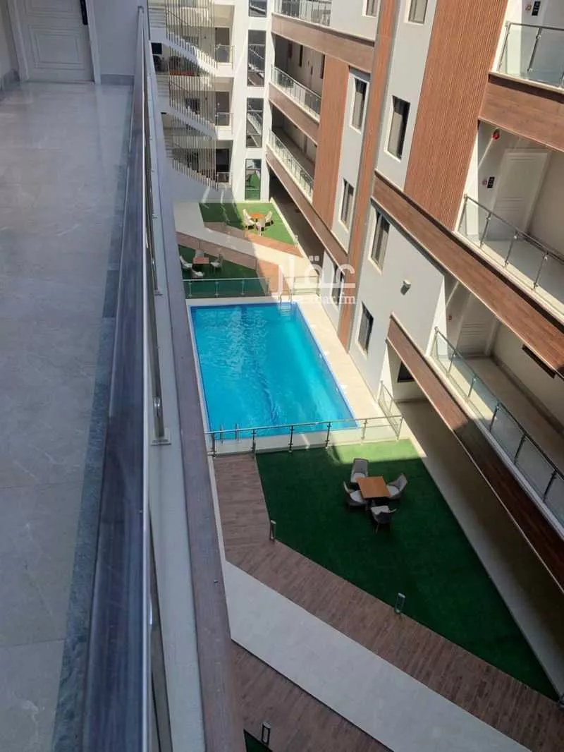 4 bedroom apartment in Al Hamra 7