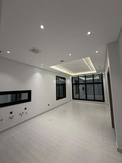 4 bedroom apartment in Al Nuzhah, Jeddah 9