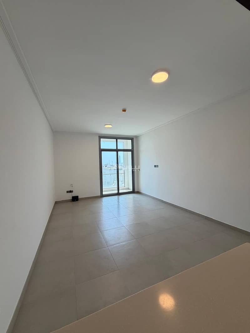 2 bedroom apartment in Al Salamah, Jeddah 4