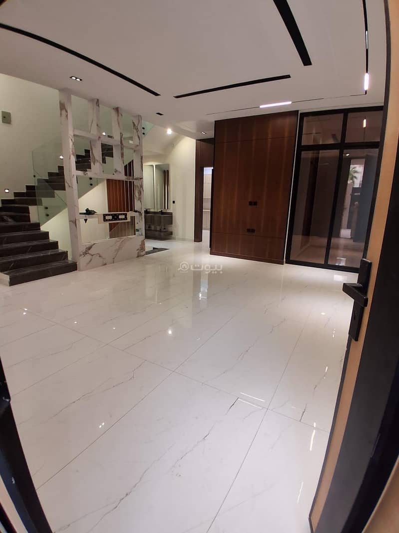 5 bedroom villa in Granada, Riyadh 11