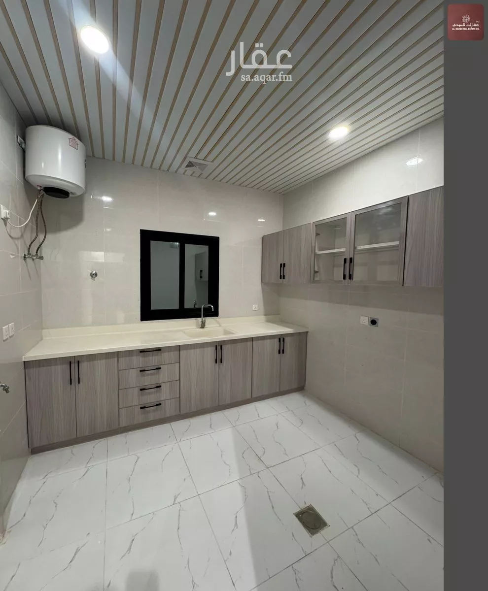 2 bedroom apartment in Madinat Al Umal 7