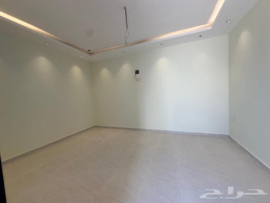 4 bedroom villa in Al Janadriyah, Riyadh 8