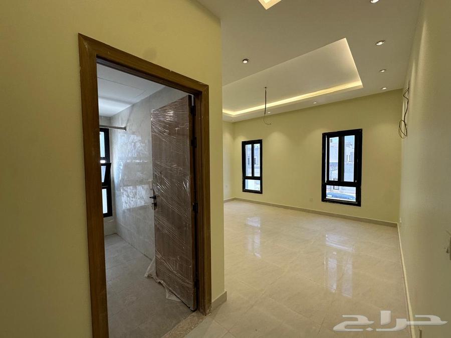 4 bedroom villa in Al Janadriyah, Riyadh 35