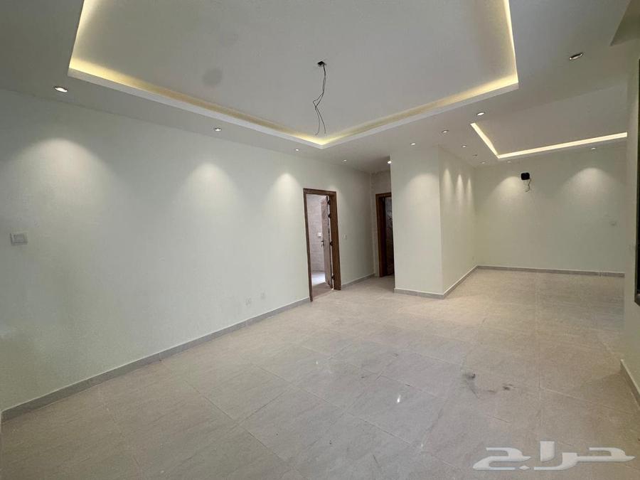 4 bedroom villa in Al Janadriyah, Riyadh 15
