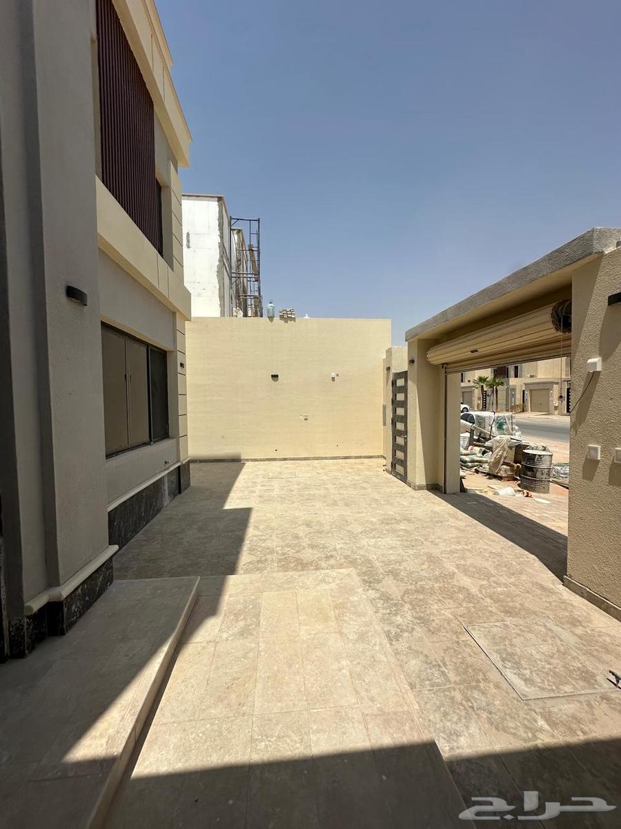 4 bedroom villa in Al Janadriyah, Riyadh 4