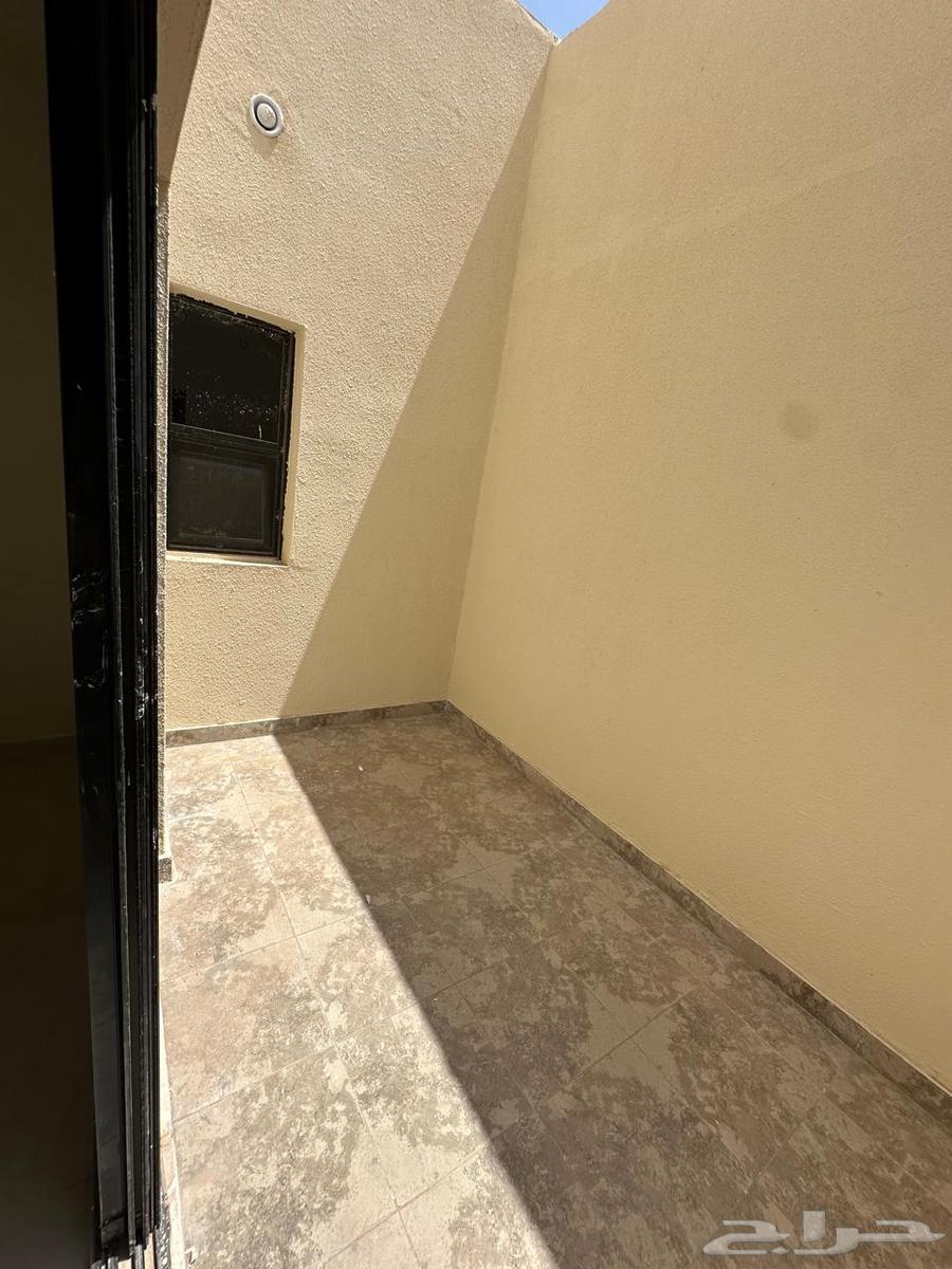 4 bedroom villa in Al Janadriyah, Riyadh 14