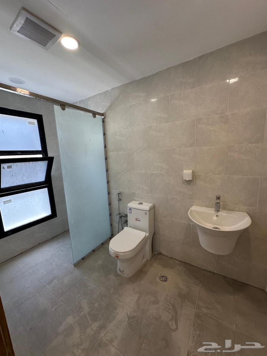 4 bedroom villa in Al Janadriyah, Riyadh 28