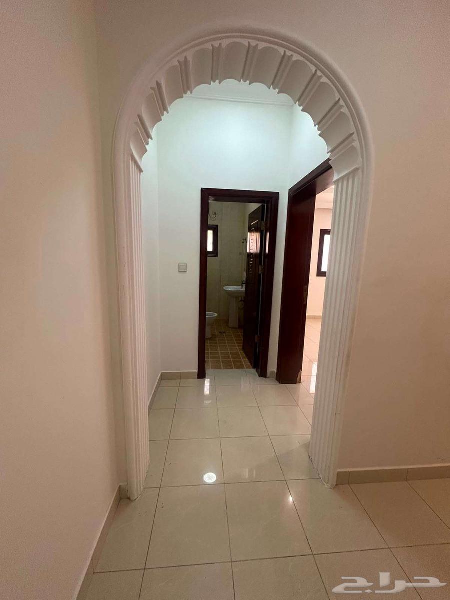 2 bedroom apartment in Al Nuzhah, Jeddah 8