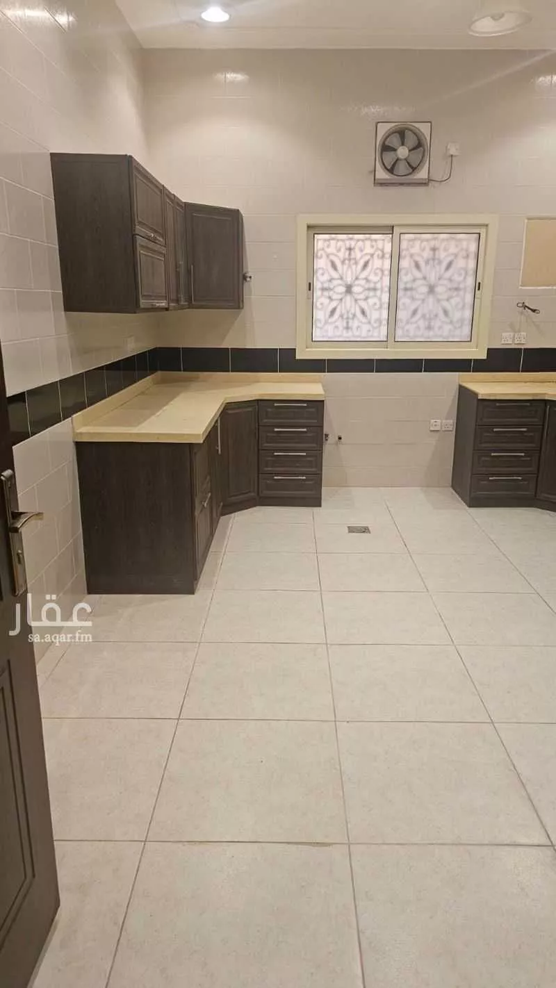 4 bedroom villa in Al Sahafah, Riyadh 4