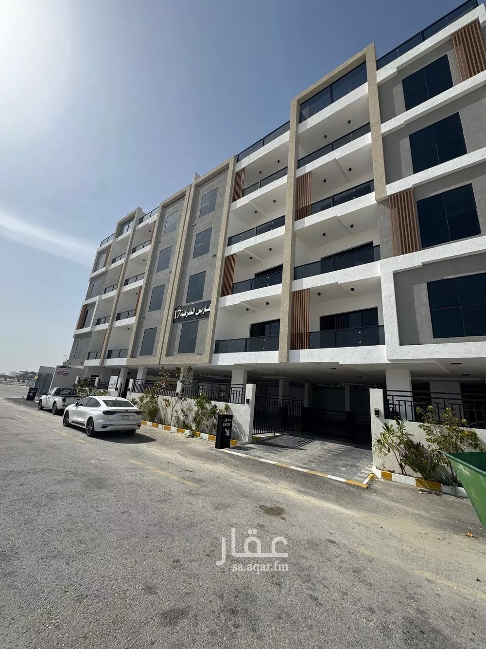 3 bedroom apartment in Al Bahr 15