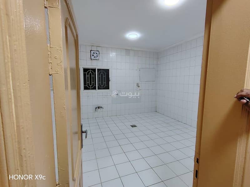 5 bedroom apartment in Al Rawdah, Jeddah 9