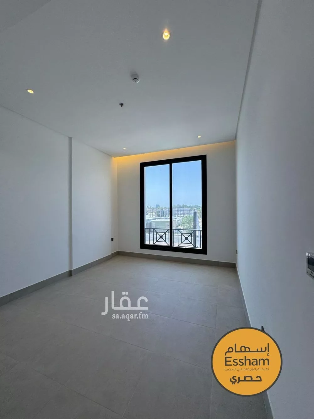 3 bedroom apartment in Al Hizam Al Thahabi 6