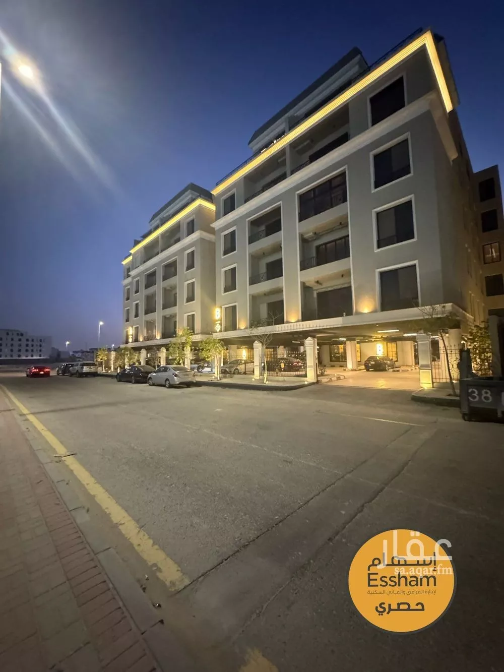 3 bedroom apartment in Al Bahr 10