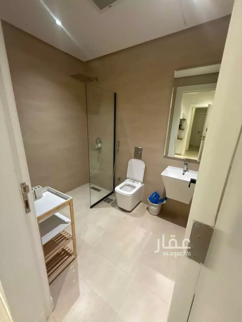 3 bedroom apartment in Irqah, Riyadh 9