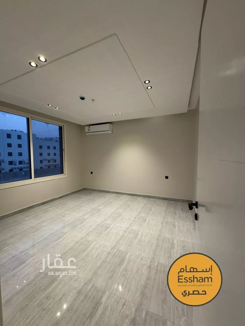 شقة 3 غرف في الحمرا 8