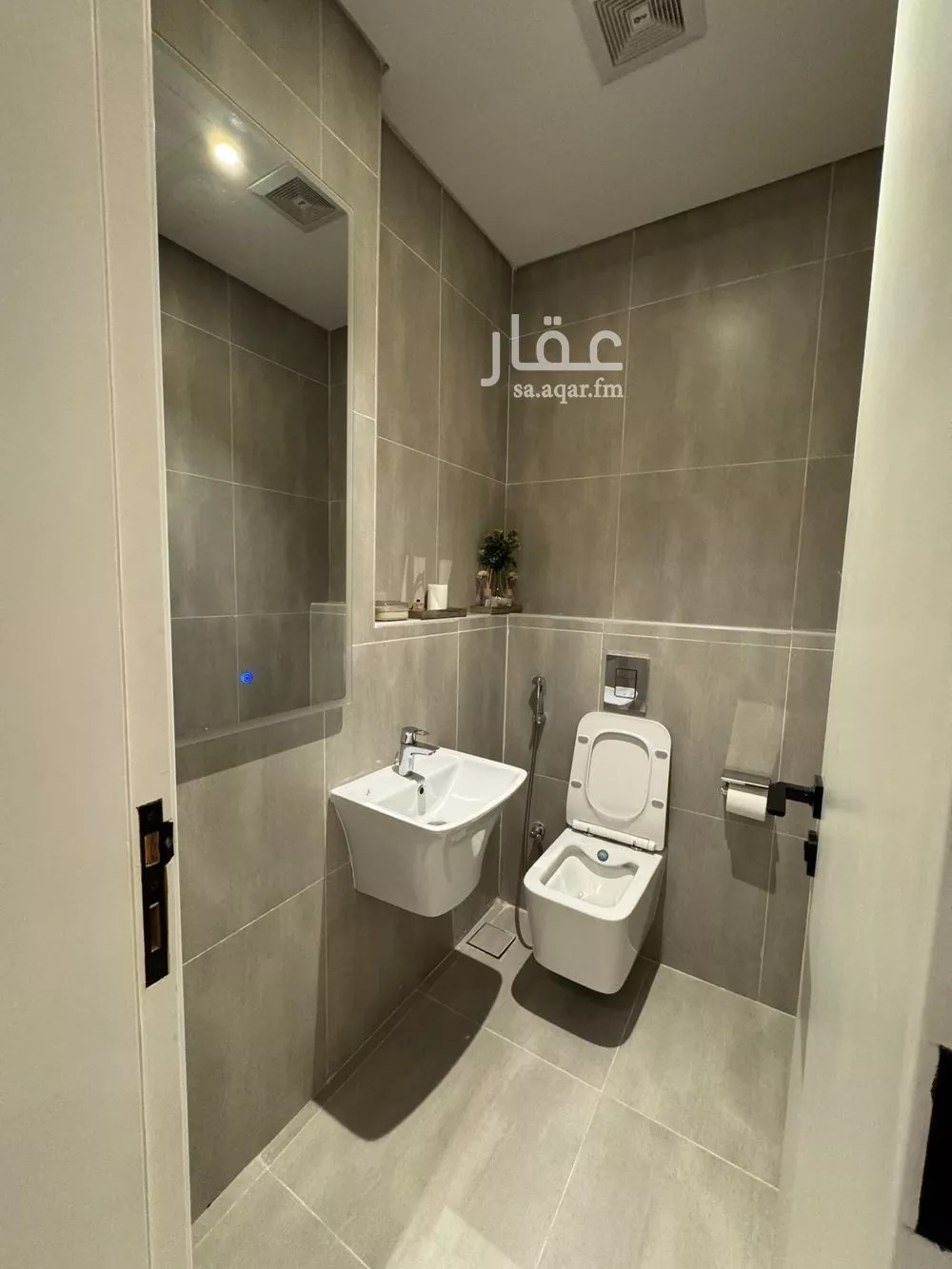 3 bedroom apartment in Al Bahr 6
