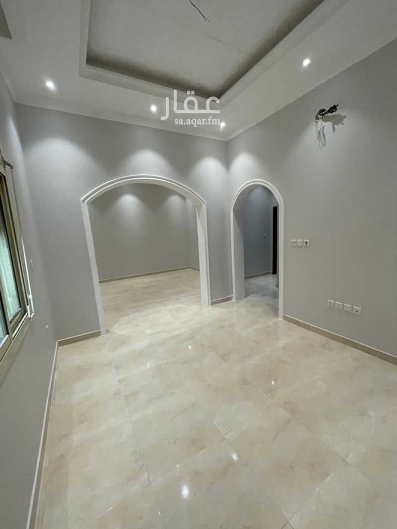 4 bedroom apartment in Al Yaqout, Jeddah 3