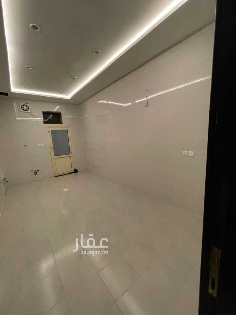 5 bedroom villa in Al Quraynah, Jeddah 4