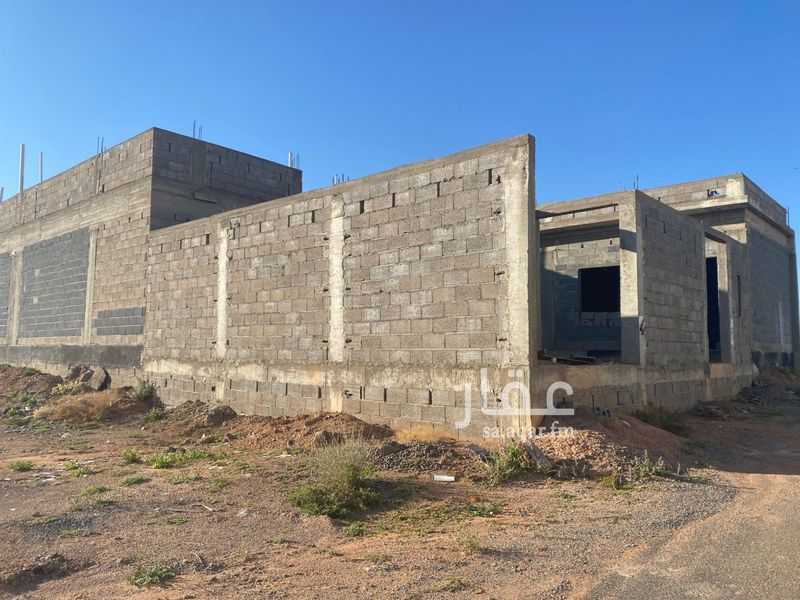 4 bedroom villa in Al Suwaflah, Hail 7