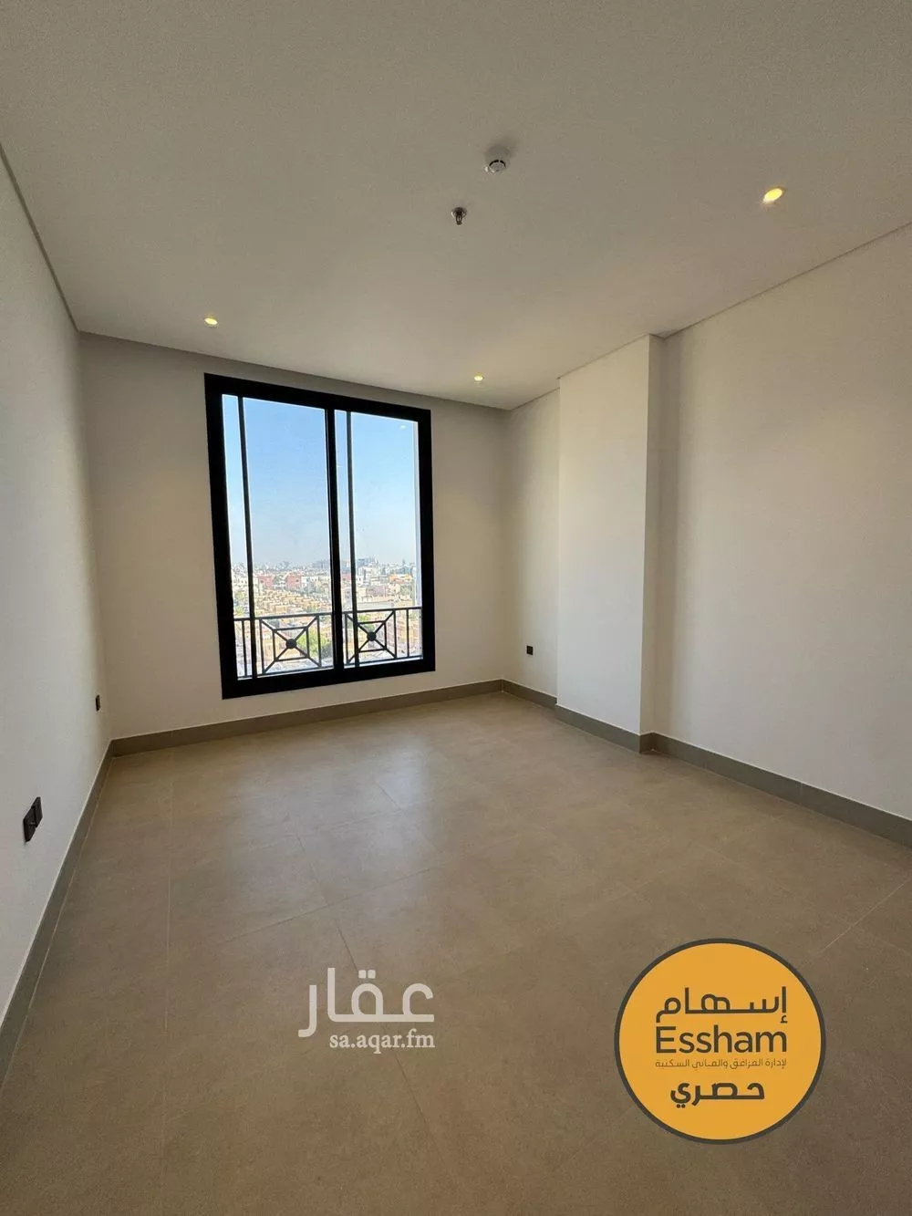3 bedroom apartment in Al Hizam Al Thahabi 7