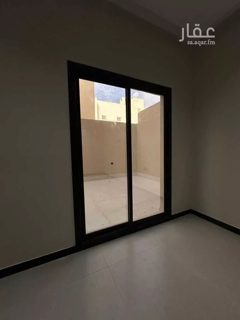 5 bedroom apartment in Al Rawabi, Madinah 9