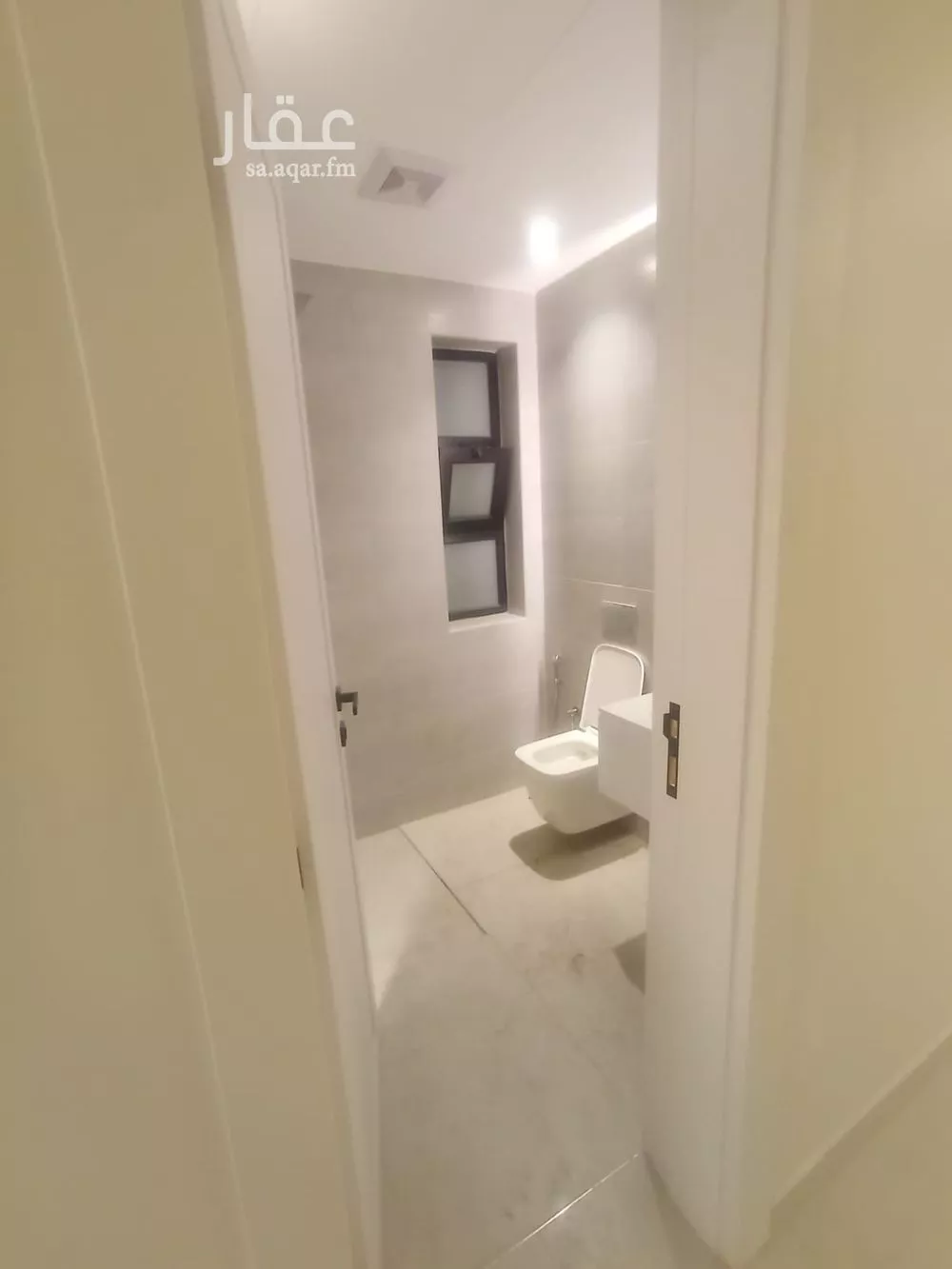 4 bedroom apartment in Al Bahr, Eastern Province 5