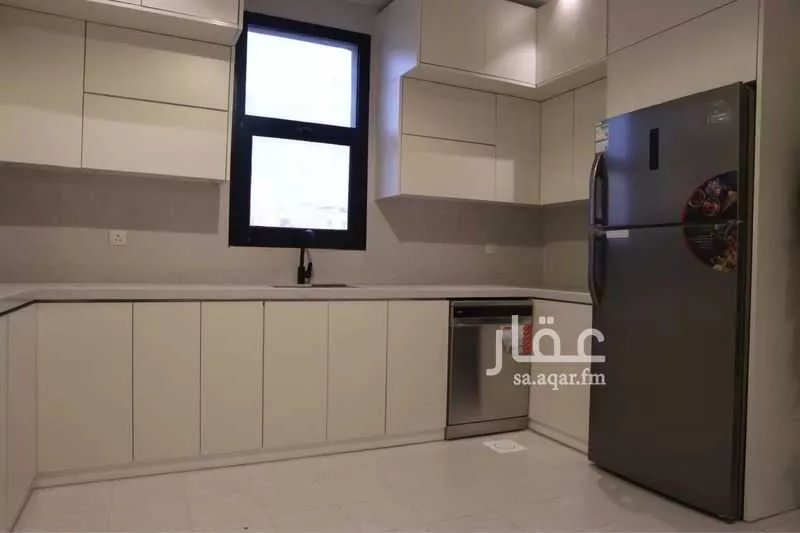 شقة 3 غرف في الحمرا 9