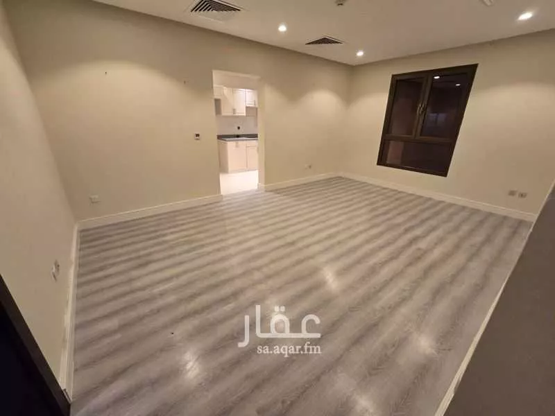 شقة 2 غرف في الروابي 8