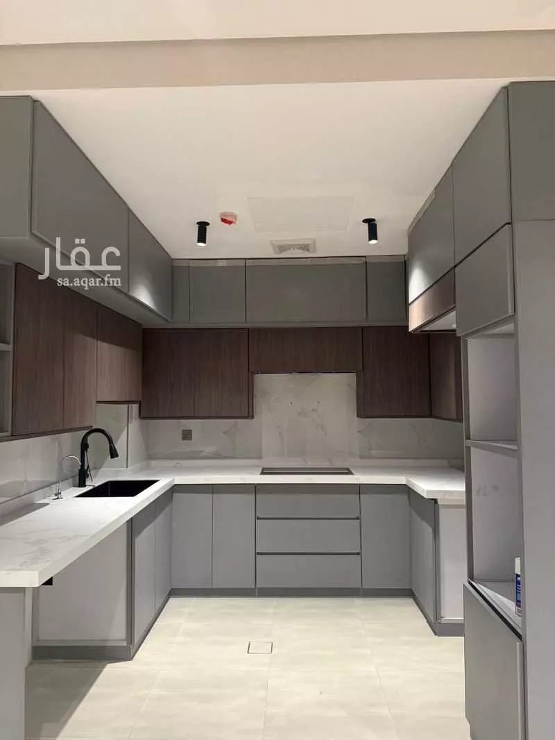 3 bedroom apartment in Al Bahr 7
