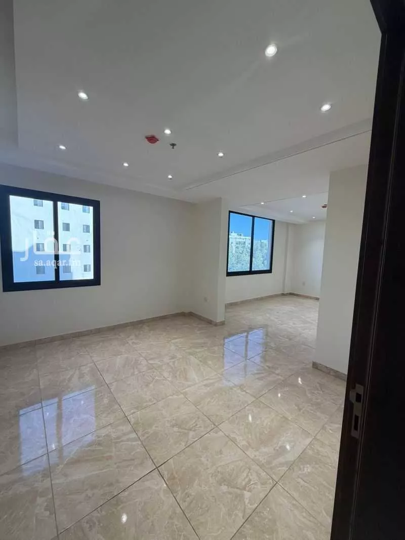 5 bedroom apartment in Al Hamra 2