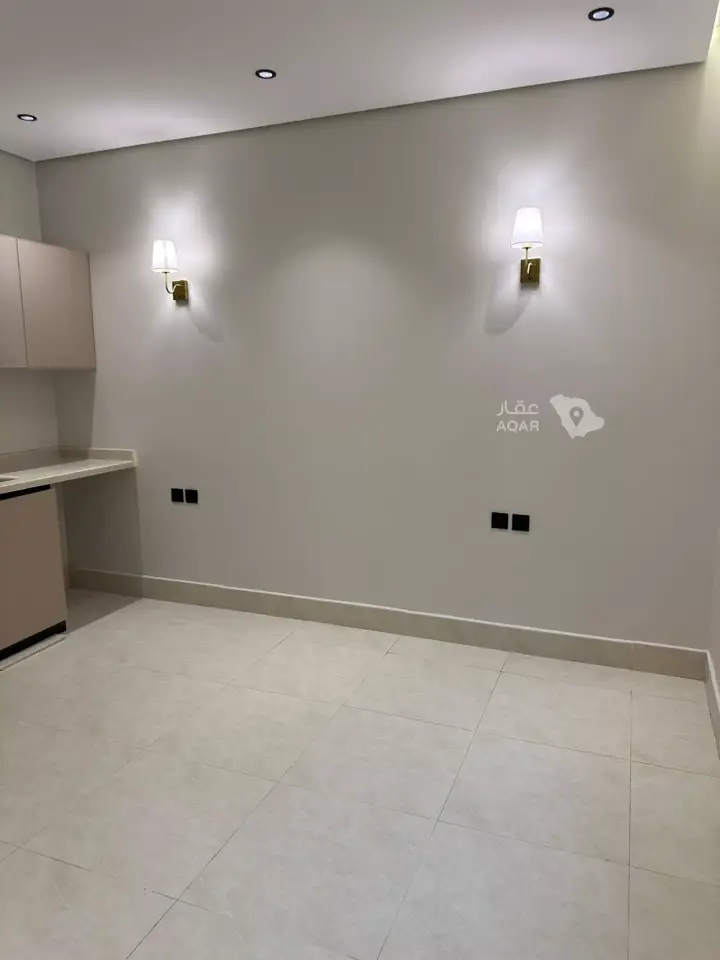 2 bedroom apartment in Al Hamra, Eastern Province 5