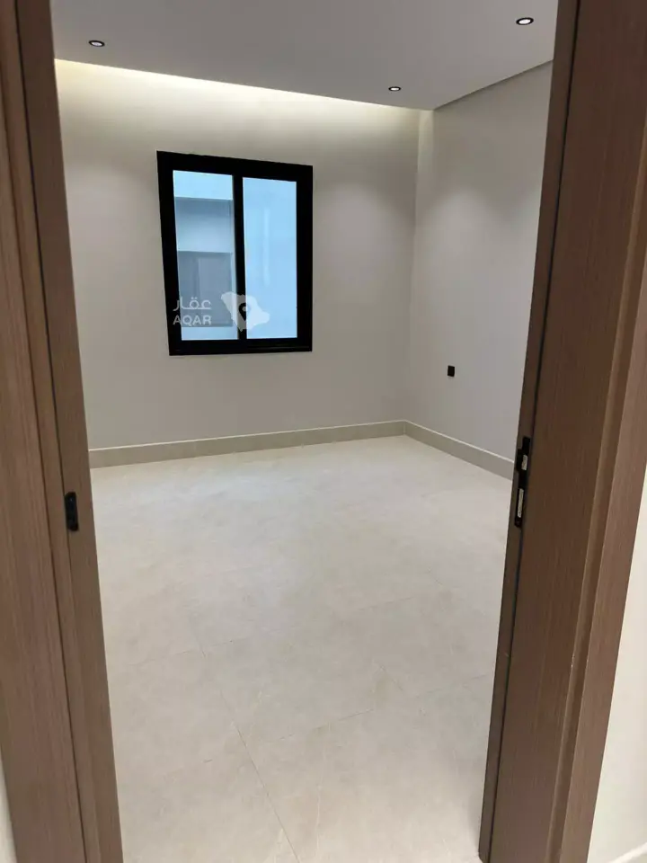 2 bedroom apartment in Al Hamra, Eastern Province 3