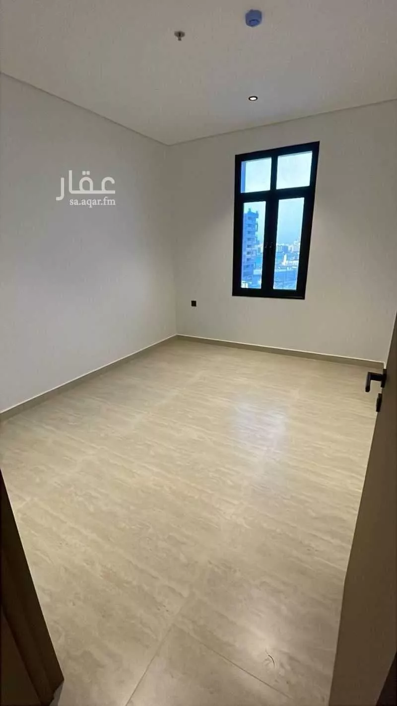 شقة 3 غرف في الخور 7