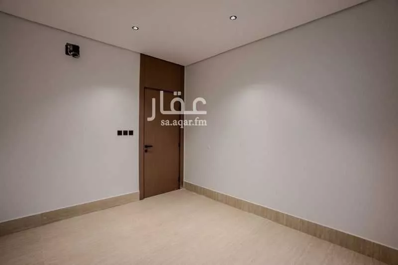 شقة 3 غرف في الخور 16