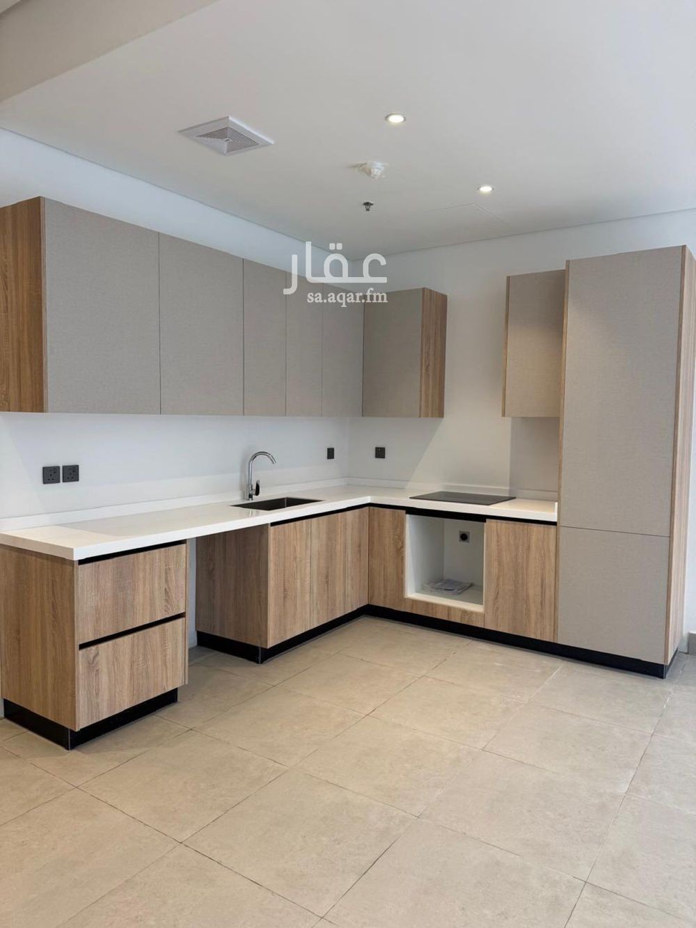 3 bedroom apartment in Al Hizam Al Thahabi, Eastern Province 4