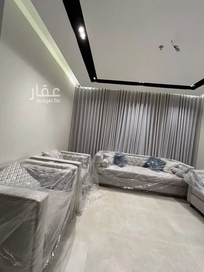 شقة 5 غرف في الحمرا 7