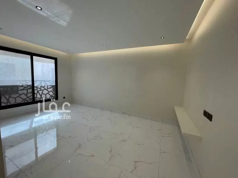 3 bedroom apartment in Al Hamra 3