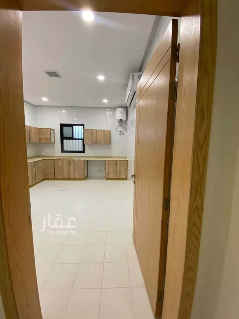 6 bedroom apartment in At Tahliyah, Eastern Province 4