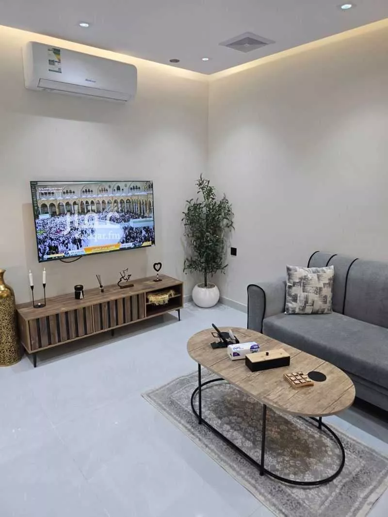4 bedroom apartment in Shawran, Madinah 5