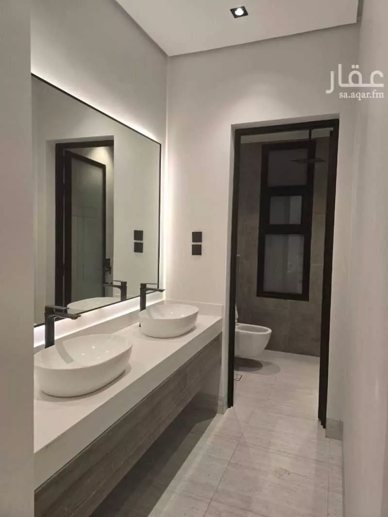 6 bedroom apartment in Al Bahr 13