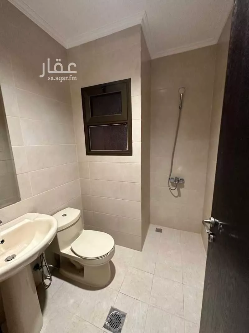 5 bedroom apartment in Al Hamra 8