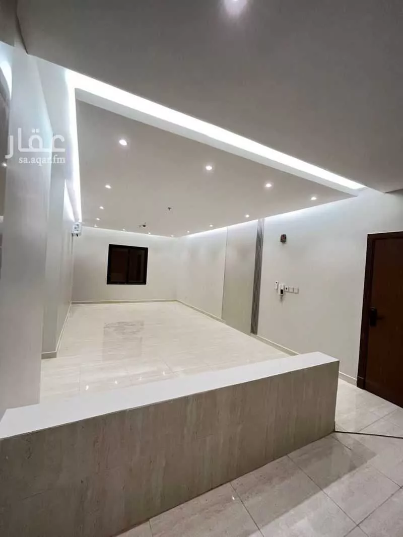 شقة 3 غرف في الحمرا 9