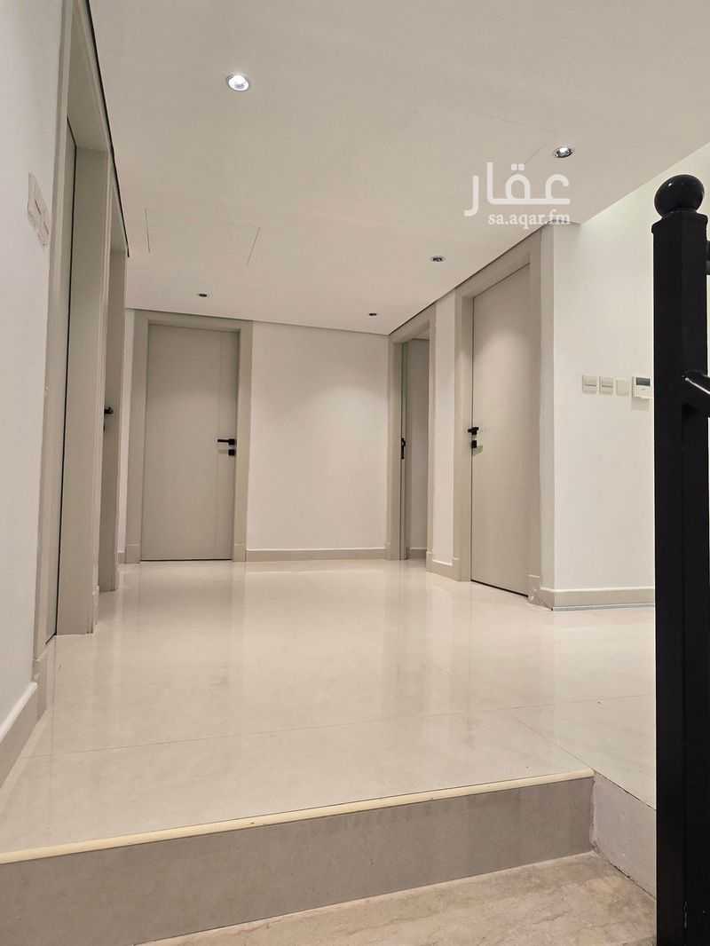 5 bedroom villa in Al Olaya, Riyadh 4