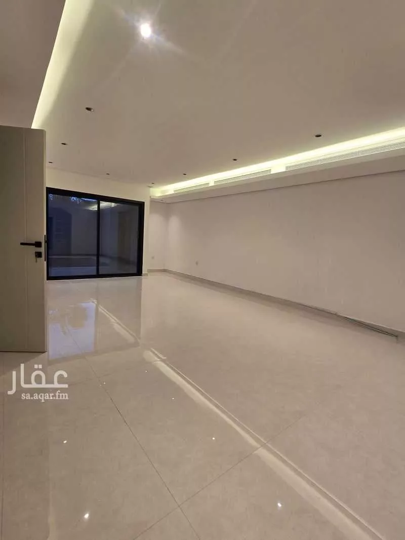 5 bedroom villa in Al Olaya, Riyadh 6