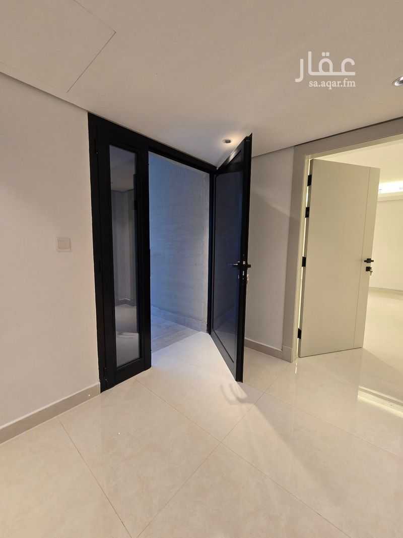 5 bedroom villa in Al Olaya, Riyadh 16