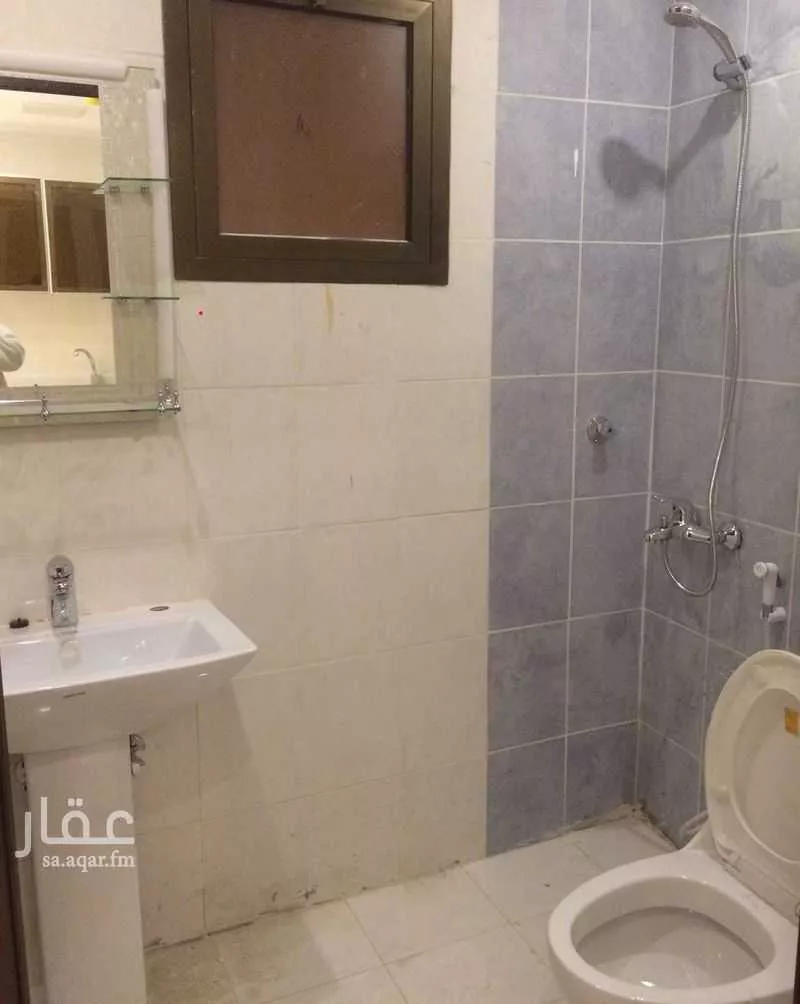 شقة 1 غرف في الحمرا 9