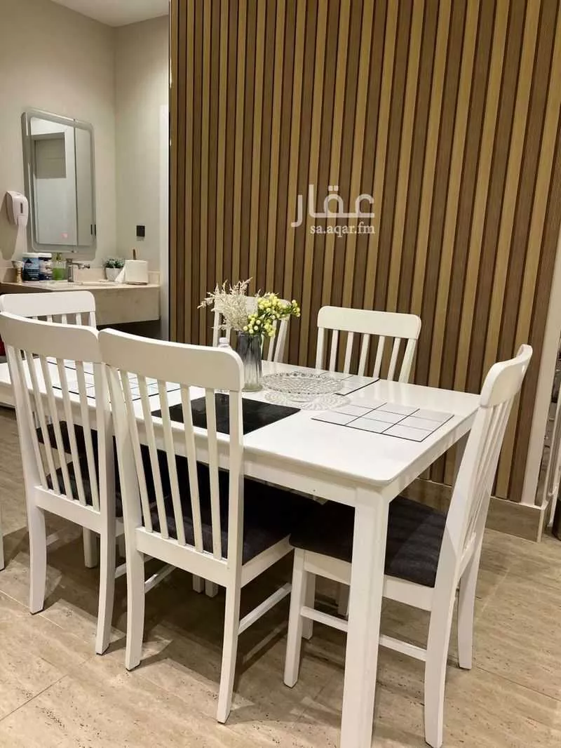 5 bedroom apartment in Al Hamra 9