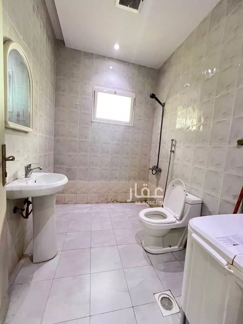 2 bedroom apartment in Al Khaleej 10