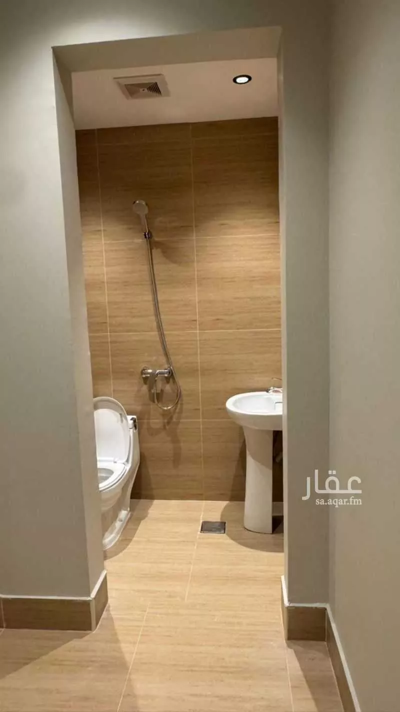 شقة 3 غرف في الحمرا 3
