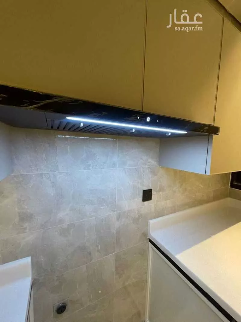 3 bedroom apartment in Al Hamra, Eastern Province 8